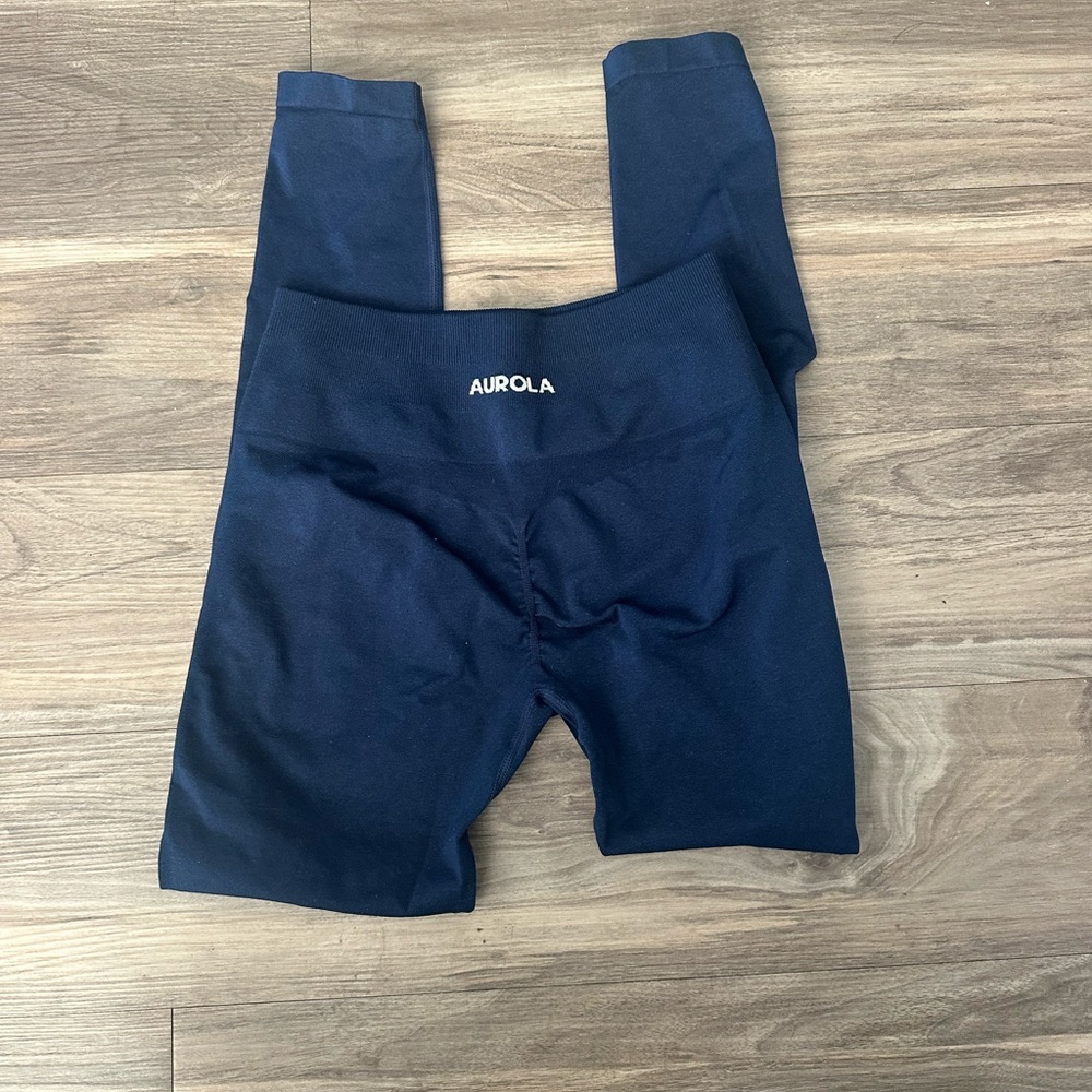 Aurora Women's Navy Leggings